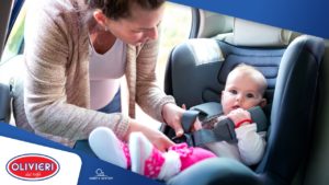 come sanificare il seggiolino auto del bimbo